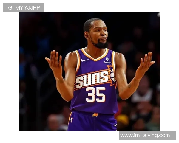 杜兰特称赞布克防守表现出色最终球队成功完成关键一击